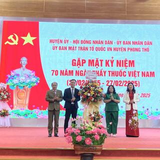 <a href="/tin-tuc-su-kien/thong-tin-y-te-giao-duc" title="Thông tin Y tế, Giáo dục" rel="dofollow">Y tế - Giáo dục</a>